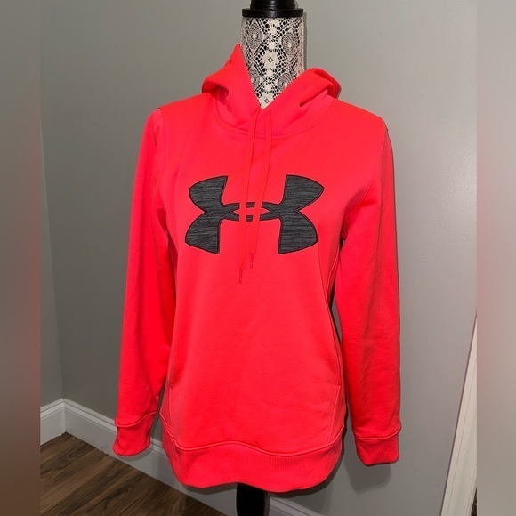 Under Armour‎ hoodie size m - Picture 1 of 6